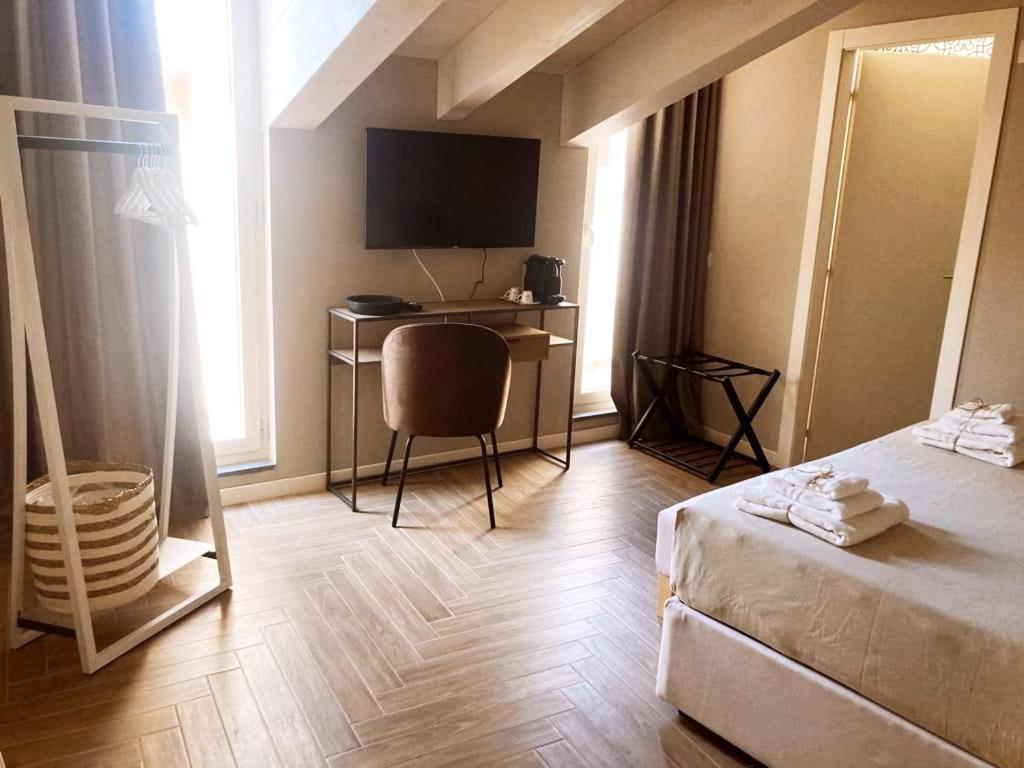 Gatto Bianco Rooms 42 แบร์กาโม ภายนอก รูปภาพ
