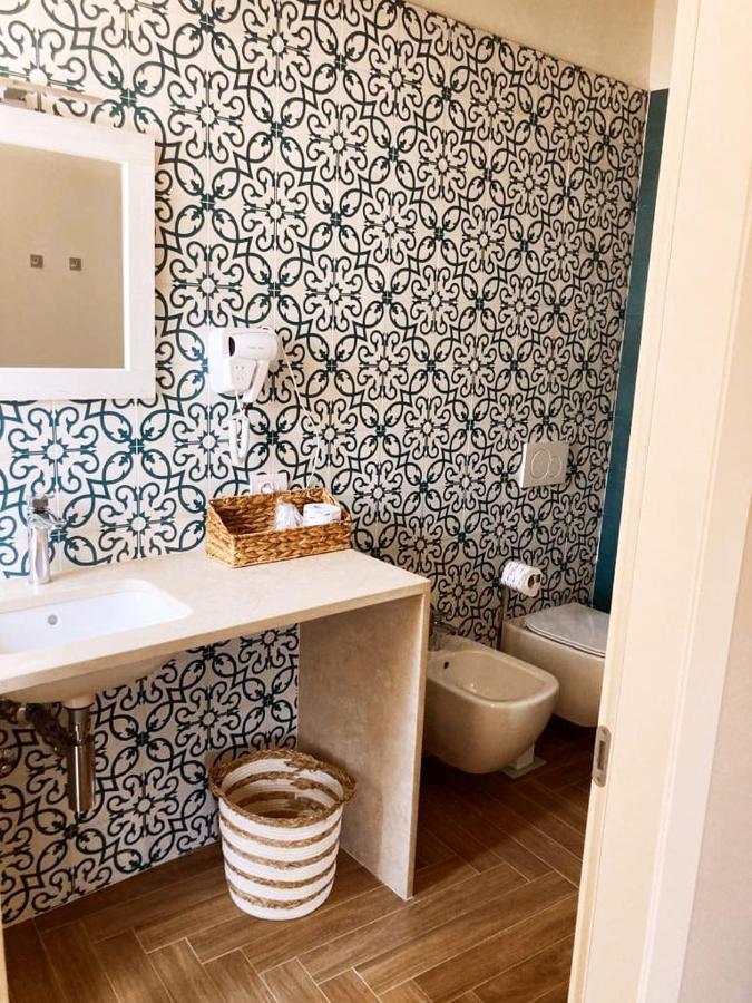 Gatto Bianco Rooms 42 แบร์กาโม ภายนอก รูปภาพ