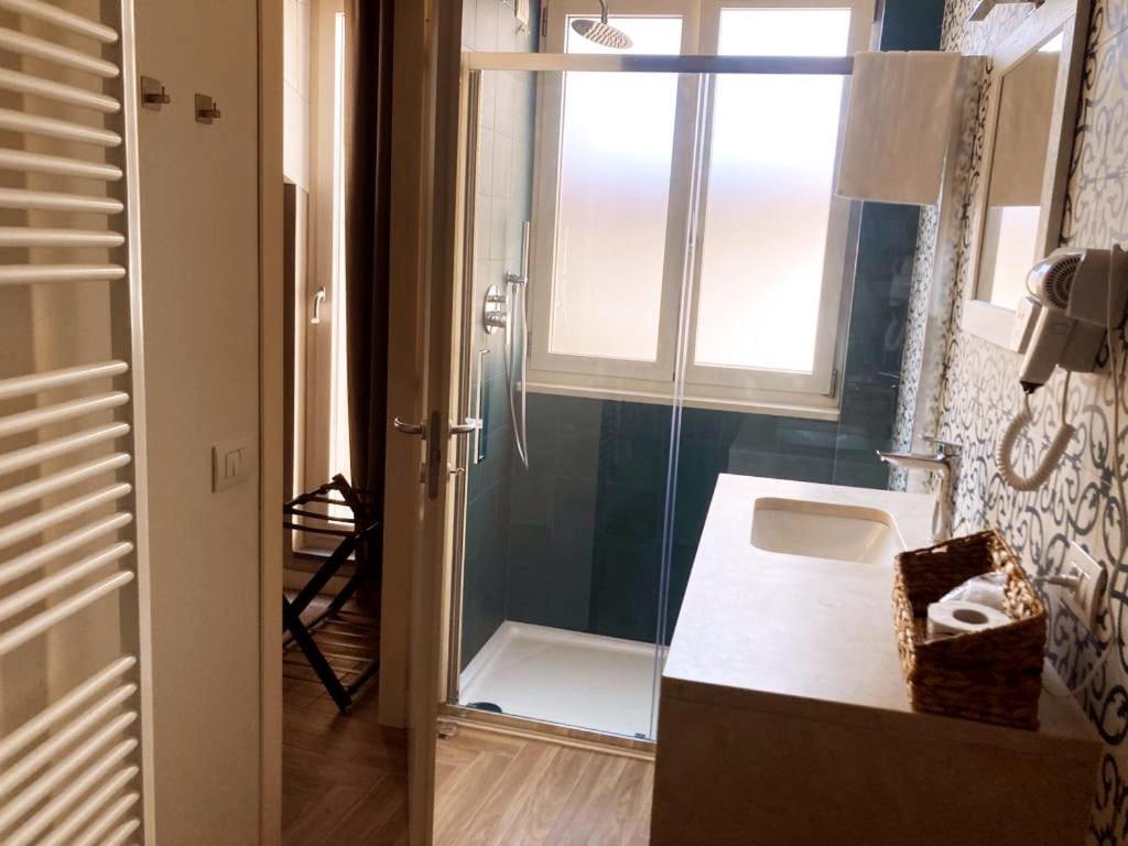 Gatto Bianco Rooms 42 แบร์กาโม ภายนอก รูปภาพ